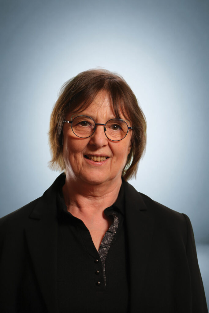 Claudine RUETSCH, 1ʳᵉ Adjointe, Hecken